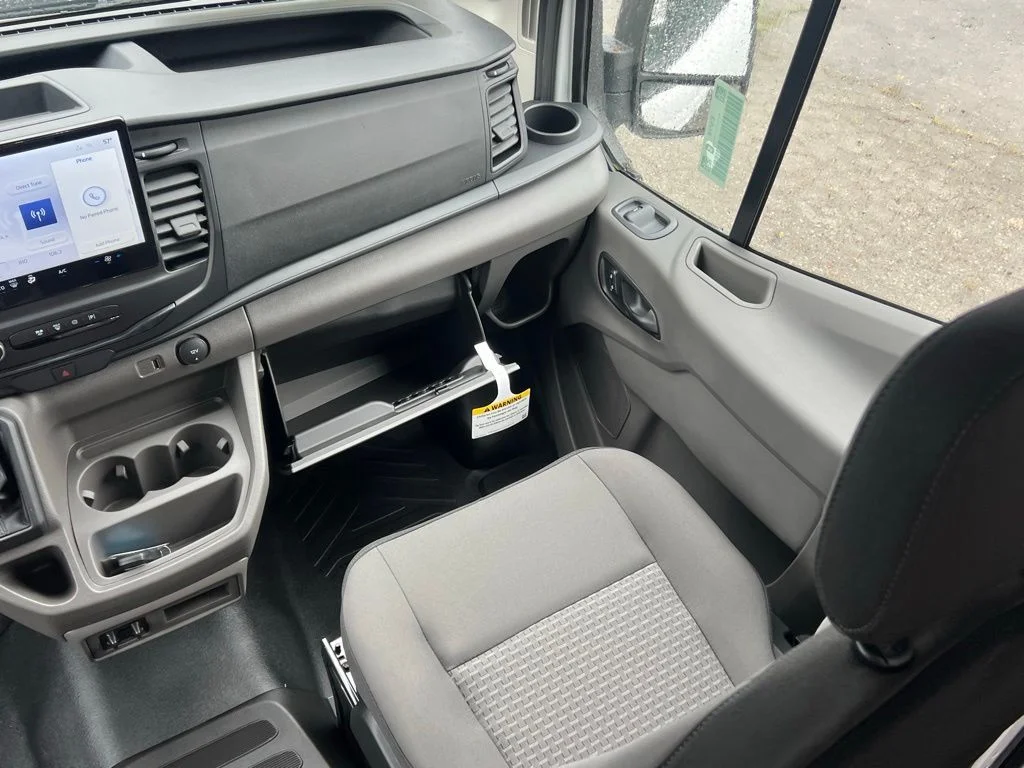 New 2026 Oxford White Ford Cargo Van image 14