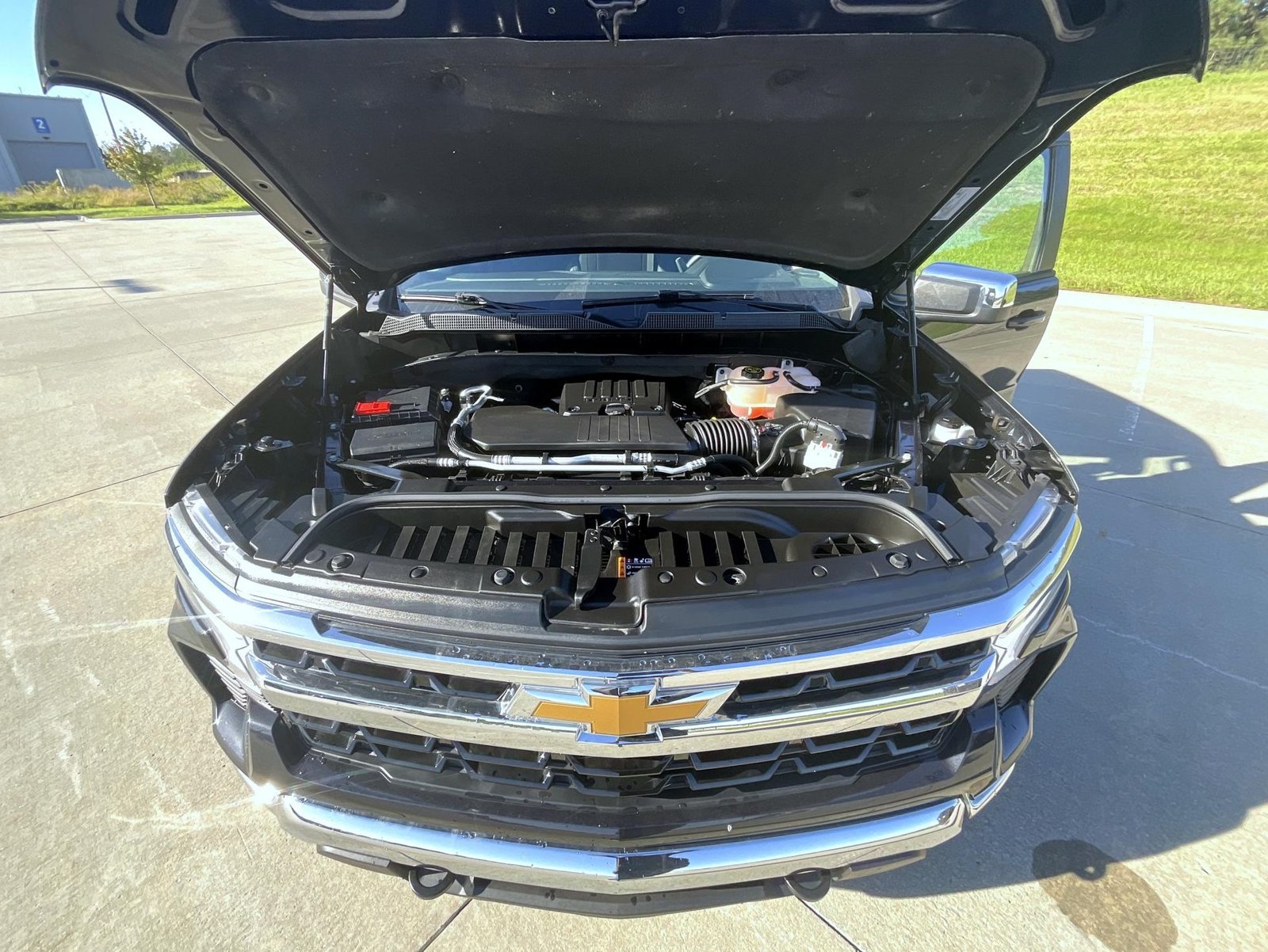 Used 2024 Gray Chevrolet LT image 24