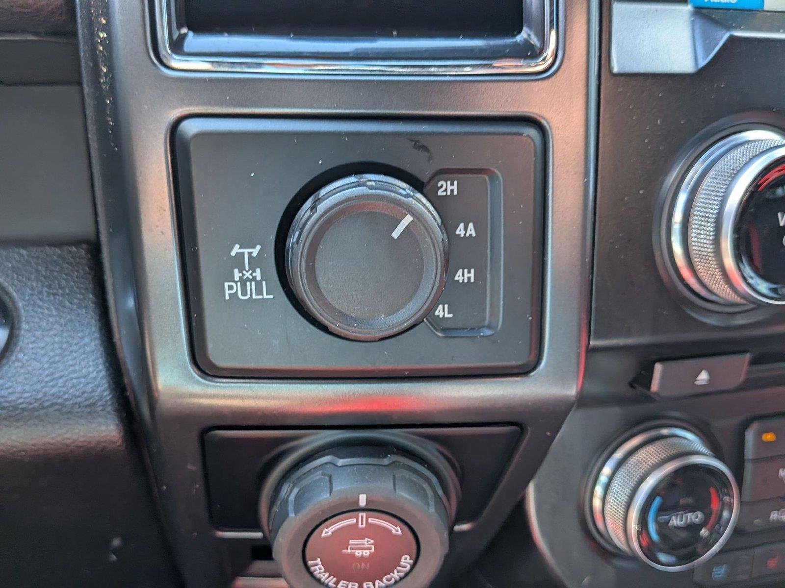 Used 2017 OXFORD WHITE FORD  image 24