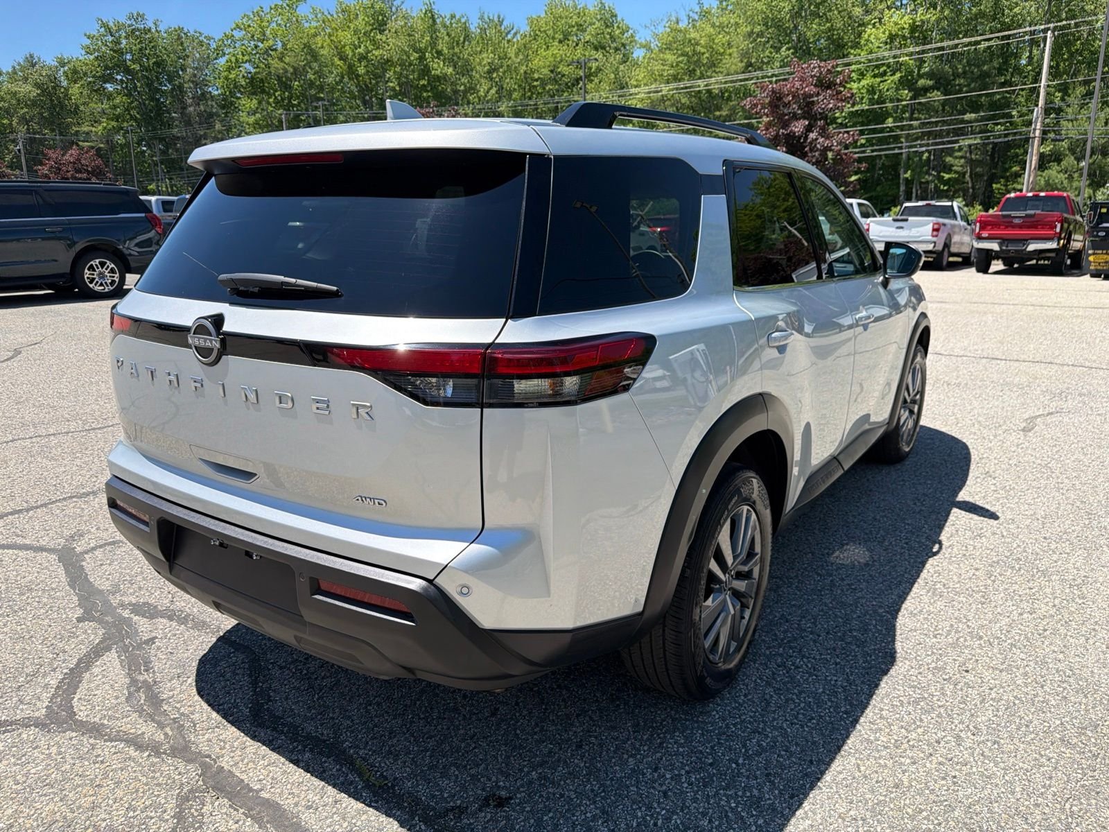 Used 2025 Silver Nissan SV image 10