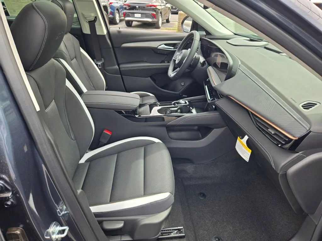 2026 Buick Envision Sport Touring - Photo 17