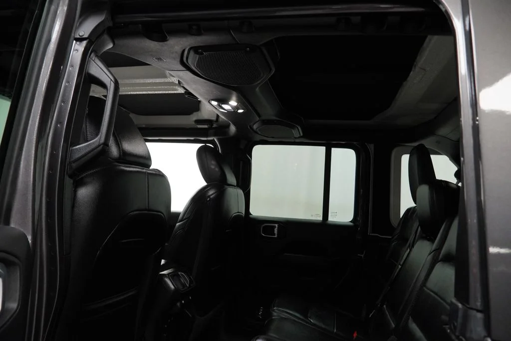 Used 2021 Gray Jeep Unlimited Sahara Altitude image 21