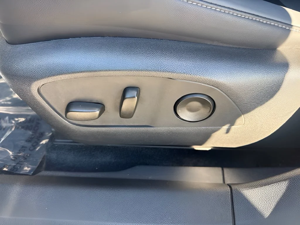 Used 2026 Gray Honda Touring image 10
