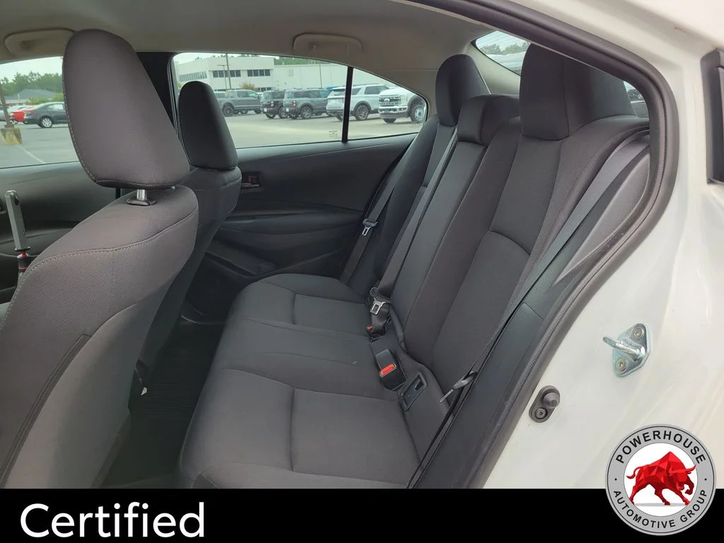 Used 2025 White Toyota LE image 14