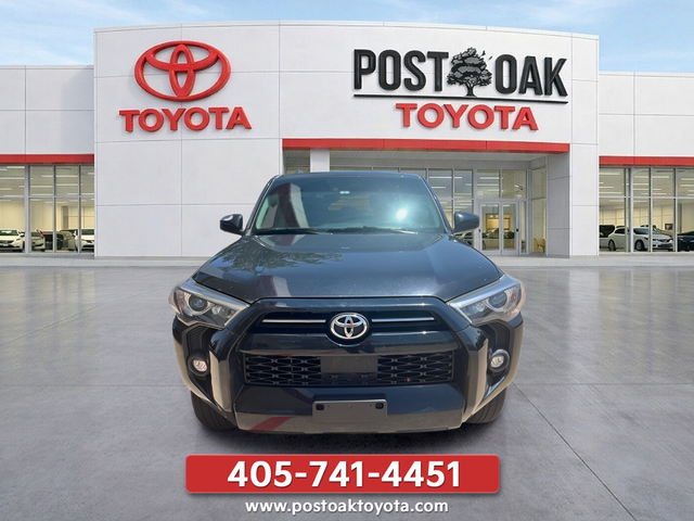 Used 2021 Black Toyota SR5 image 2