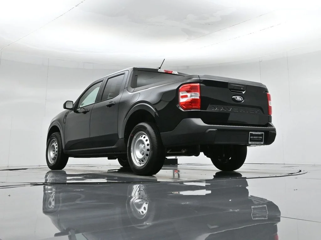 New 2026 Shadow Black Ford XL image 42