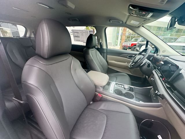 New 2026 Ceramic Silver Kia EX image 30