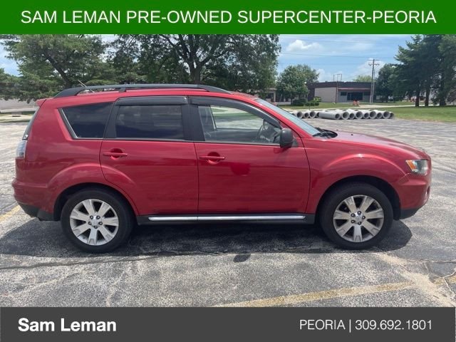 Used 2013  Mitsubishi SE image 4