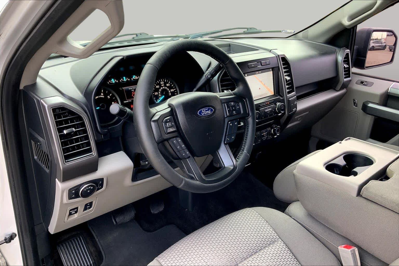 Used 2018 Ingot Silver Metallic Ford XLT image 17