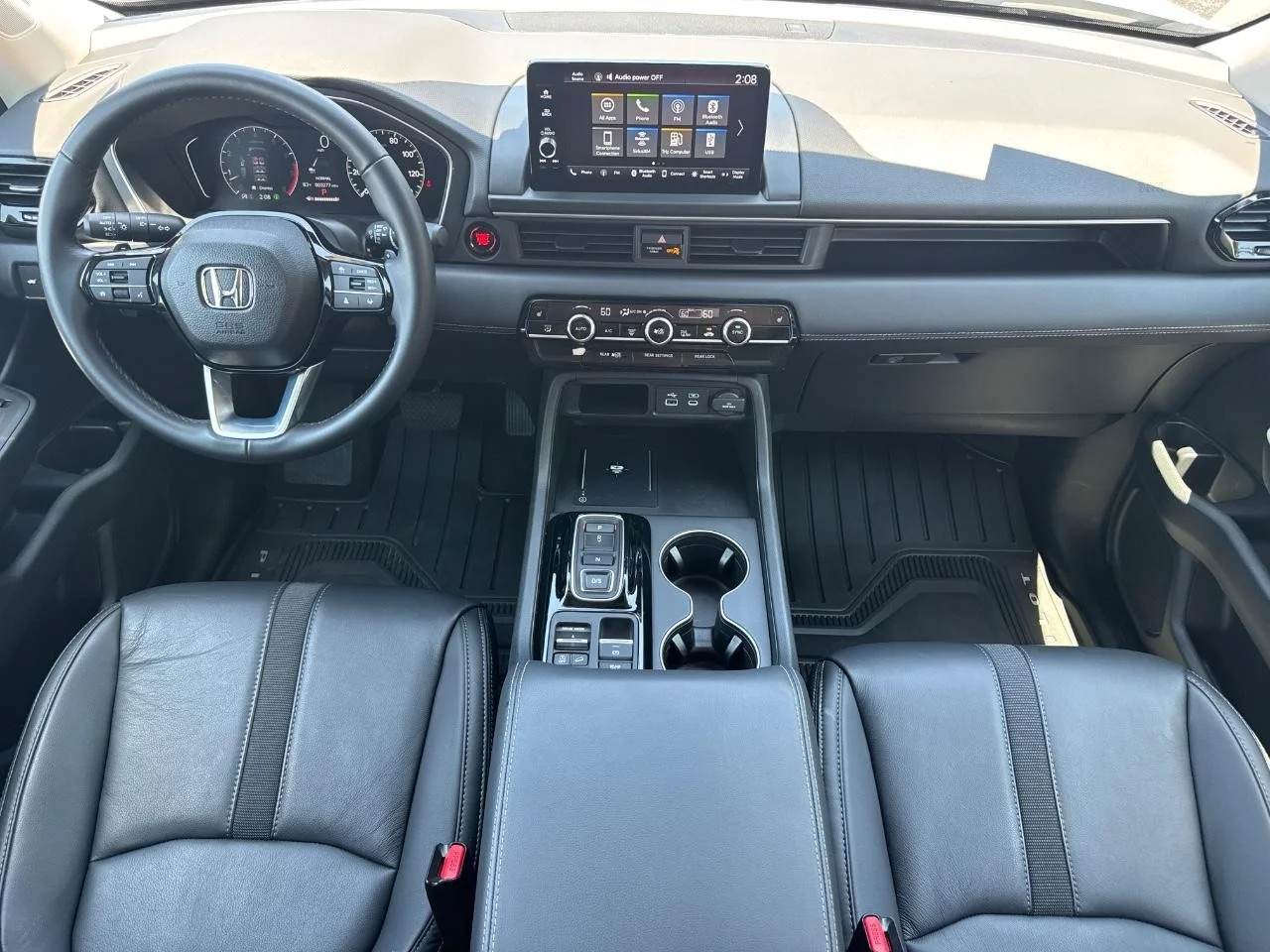 2025 Honda Pilot EX-L - Photo 13