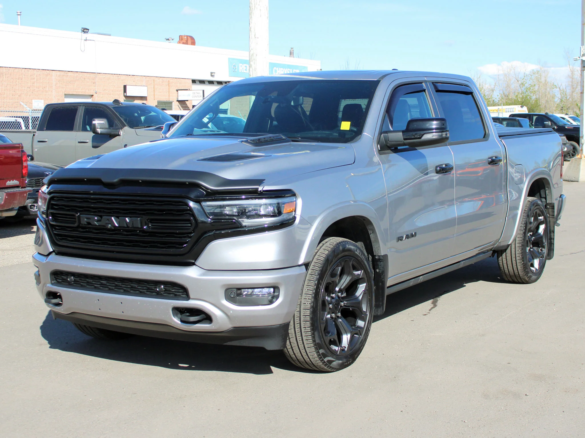 Certified Used 2024 Silver RAM Limited * No Accidents | HEMI V8 | Running Boards | Head-Up Display | 3.92 Axle Ratio | Navigation image 13