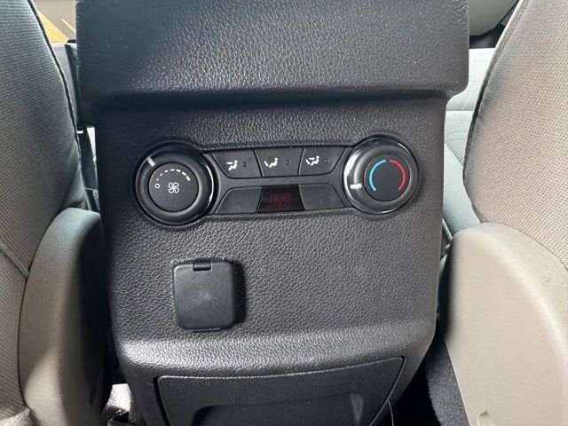 Used 2015 Silver Ford Base image 11