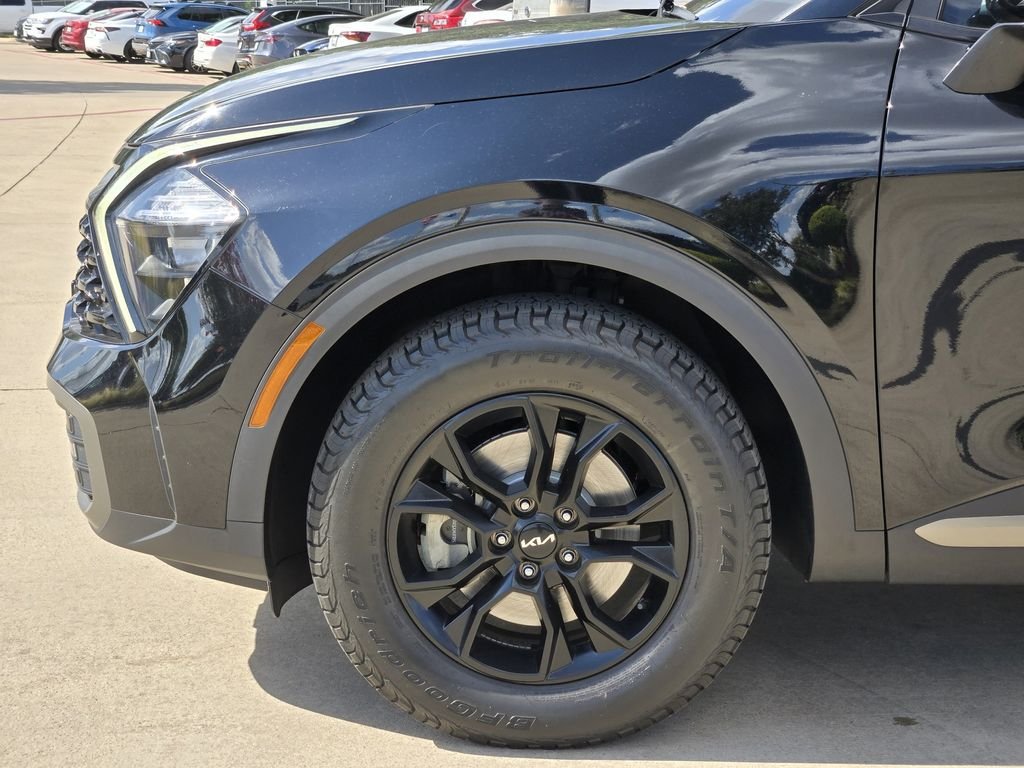 Used 2023 Black Kia X-Pro image 7