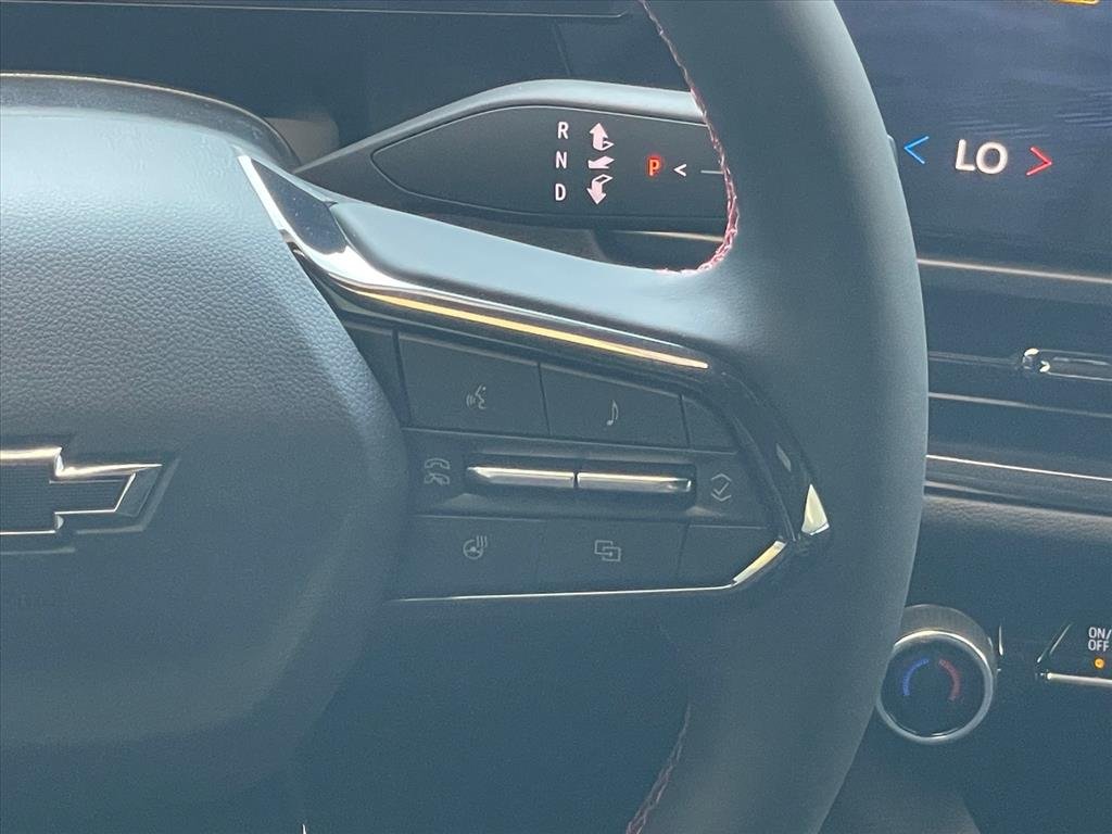 2026 Chevrolet Equinox EV RS - Photo 14