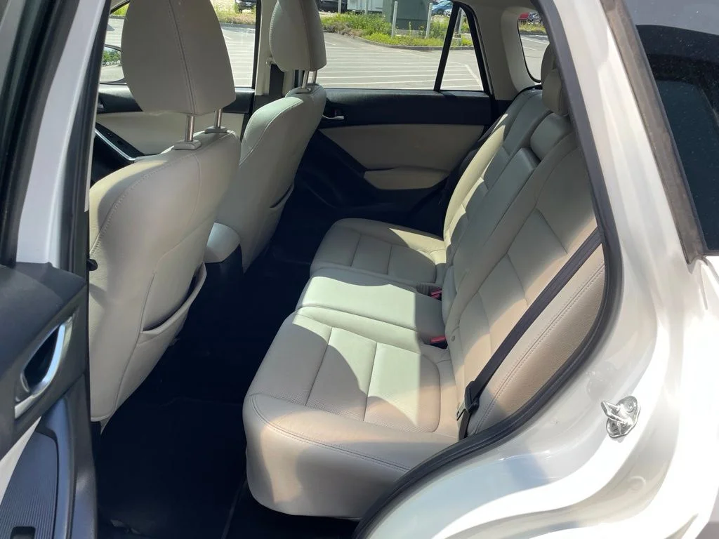 Used 2015 White Mazda Grand Touring image 9