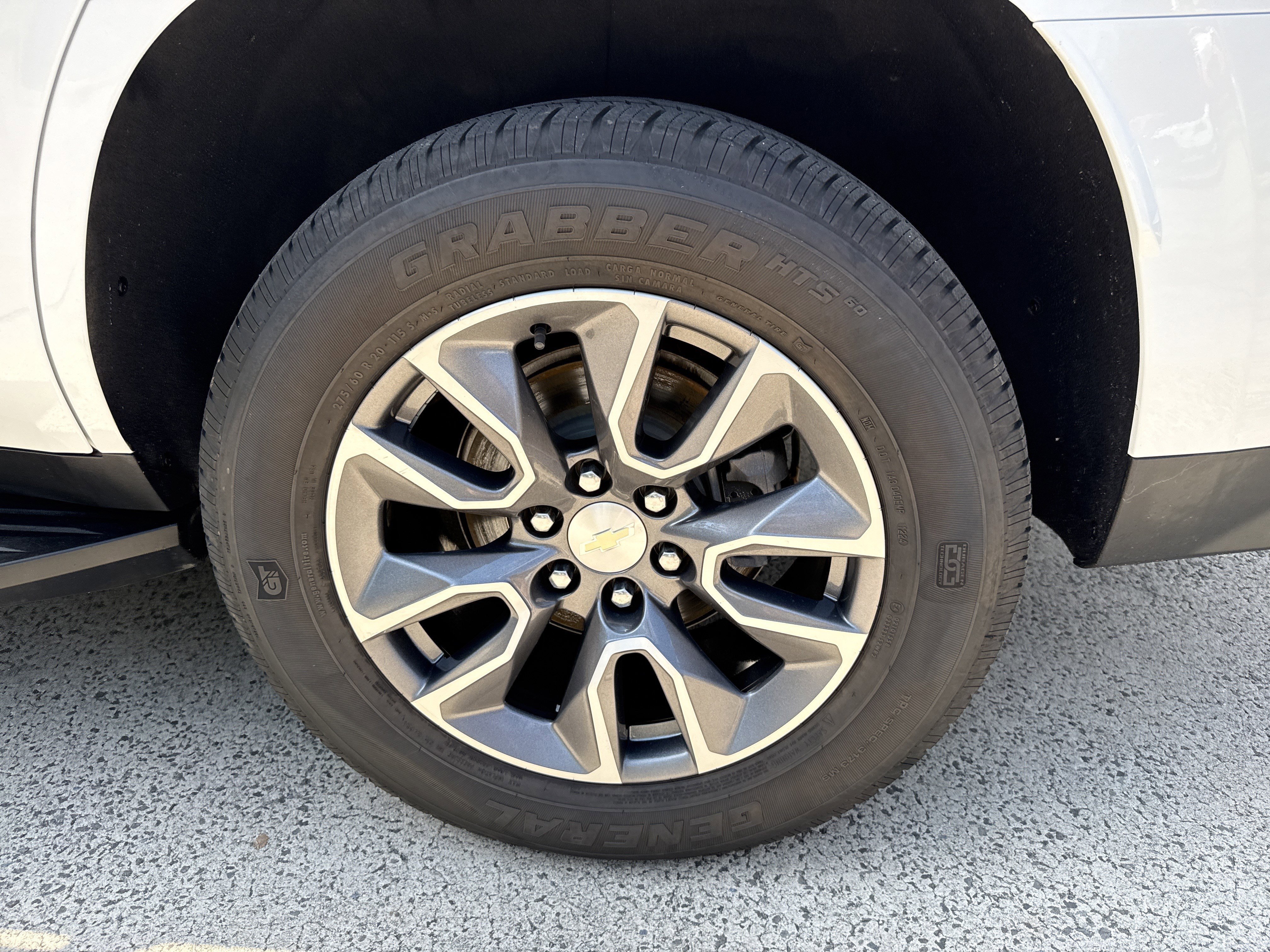 Used 2022 Summit White Chevrolet LT image 19