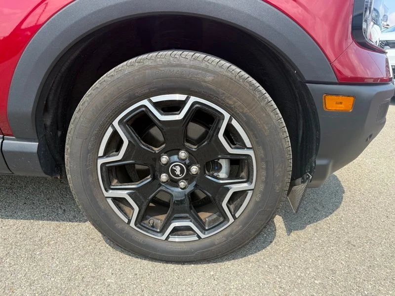 Used 2025 Red Ford Outer Banks image 12