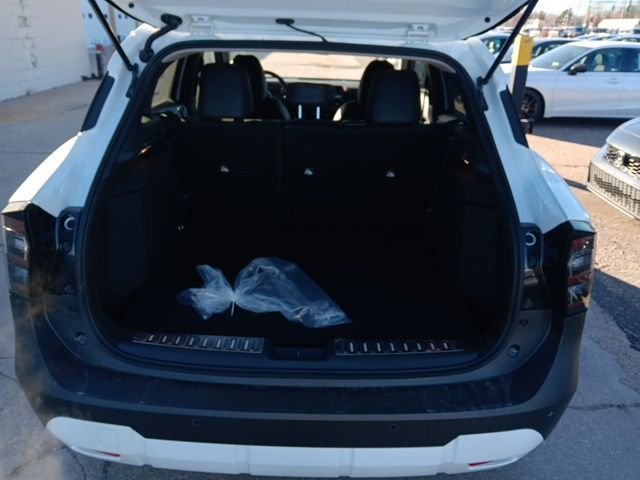 New 2026 Aspen White TriCoat Nissan SR image 33