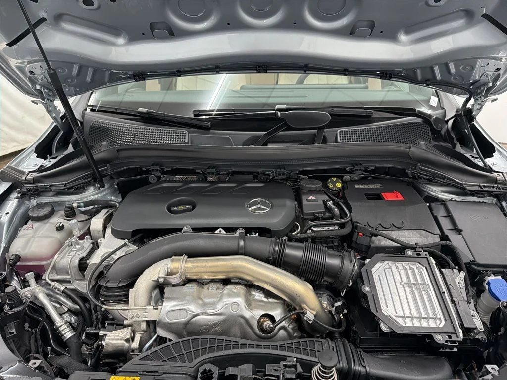 Used 2026 Silver Mercedes-Benz GLA 250 image 30