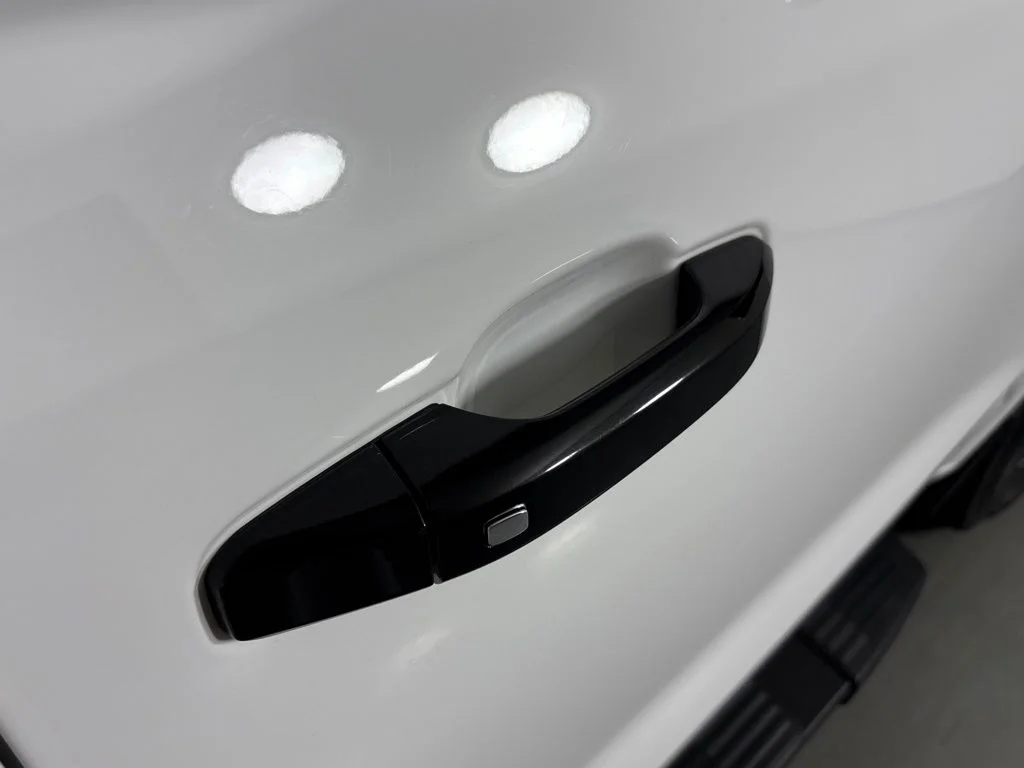 Used 2021 White Chevrolet LT Trail Boss image 16
