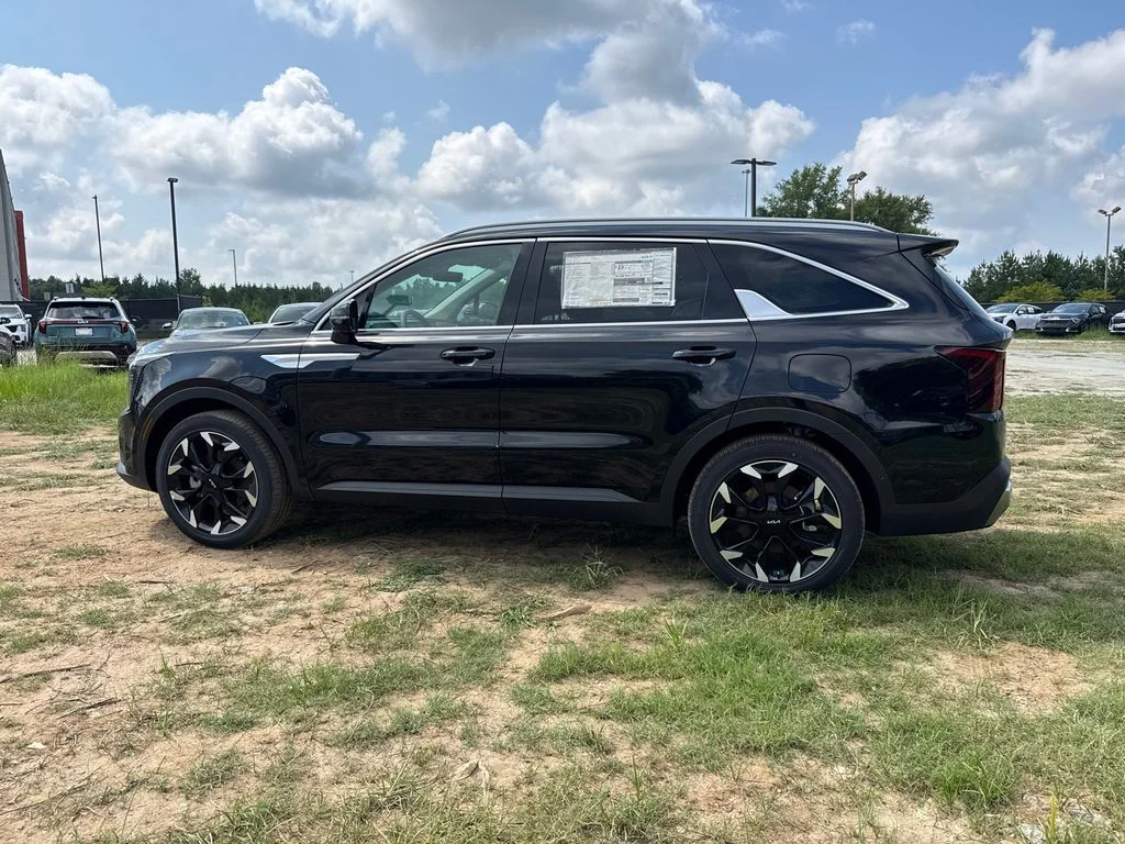 2025 Kia Sorento SX - Photo 6