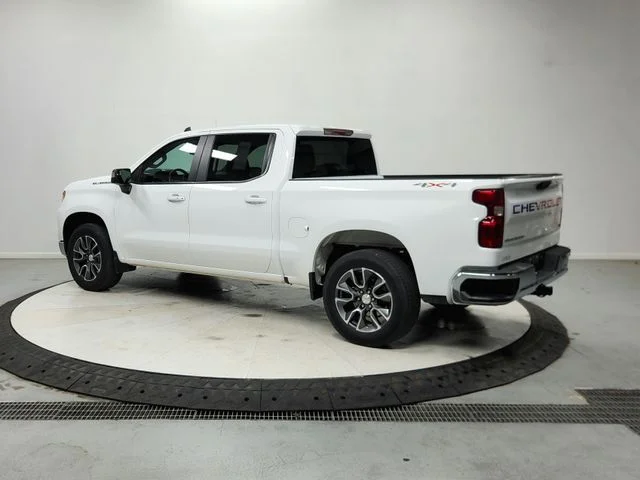 Used 2024 White Chevrolet LT image 6