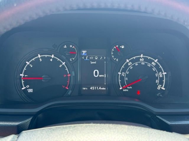 Used 2020 Midnight Black Metallic Toyota SR5 Premium image 28