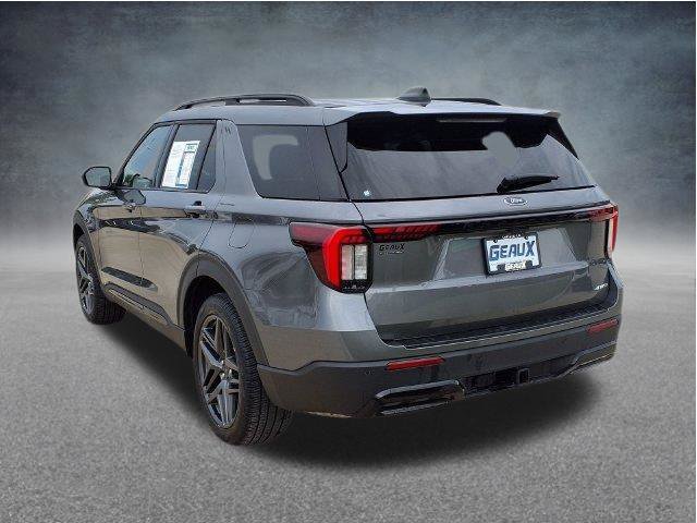 Used 2025 Gray Ford ST-Line image 5