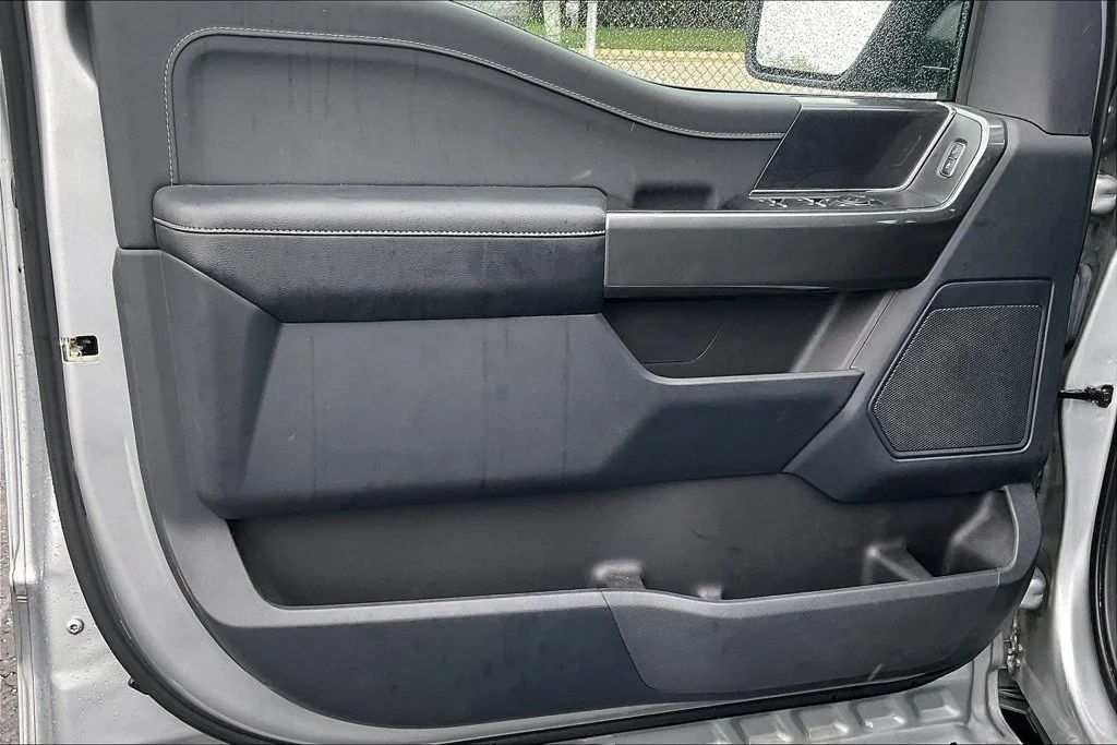 Used 2023 Silver Ford XLT image 22