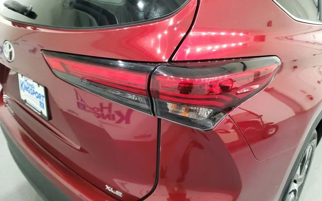 Used 2023 Red Toyota XLE image 12