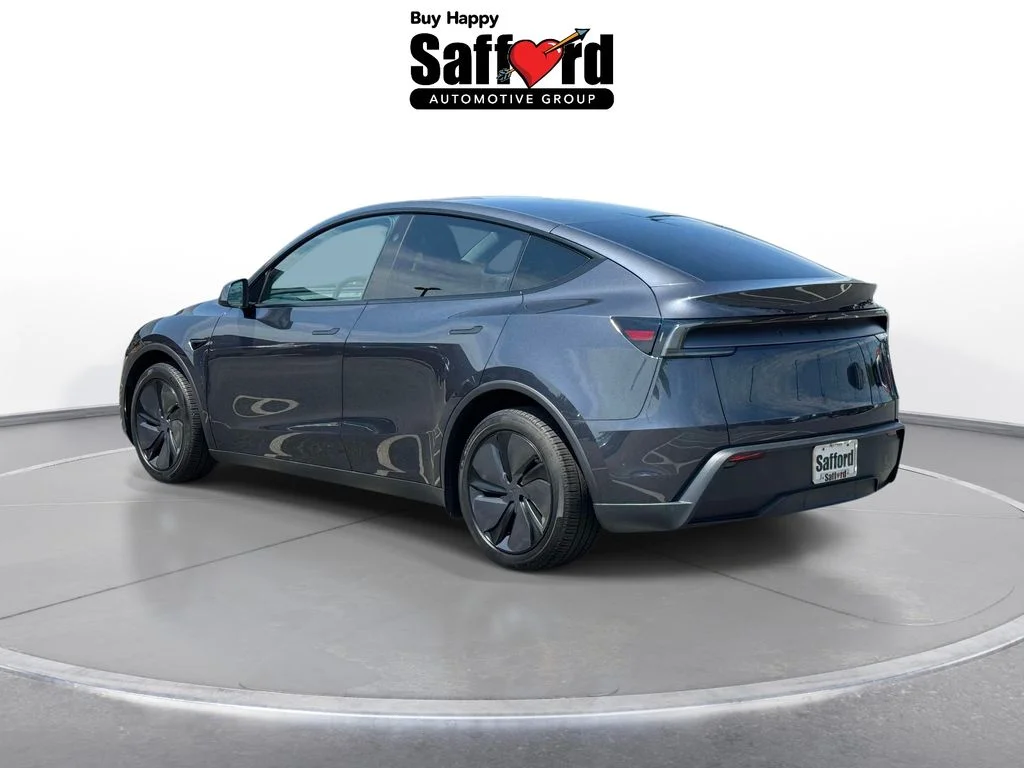 2026 Tesla Model Y Premium - Photo 5