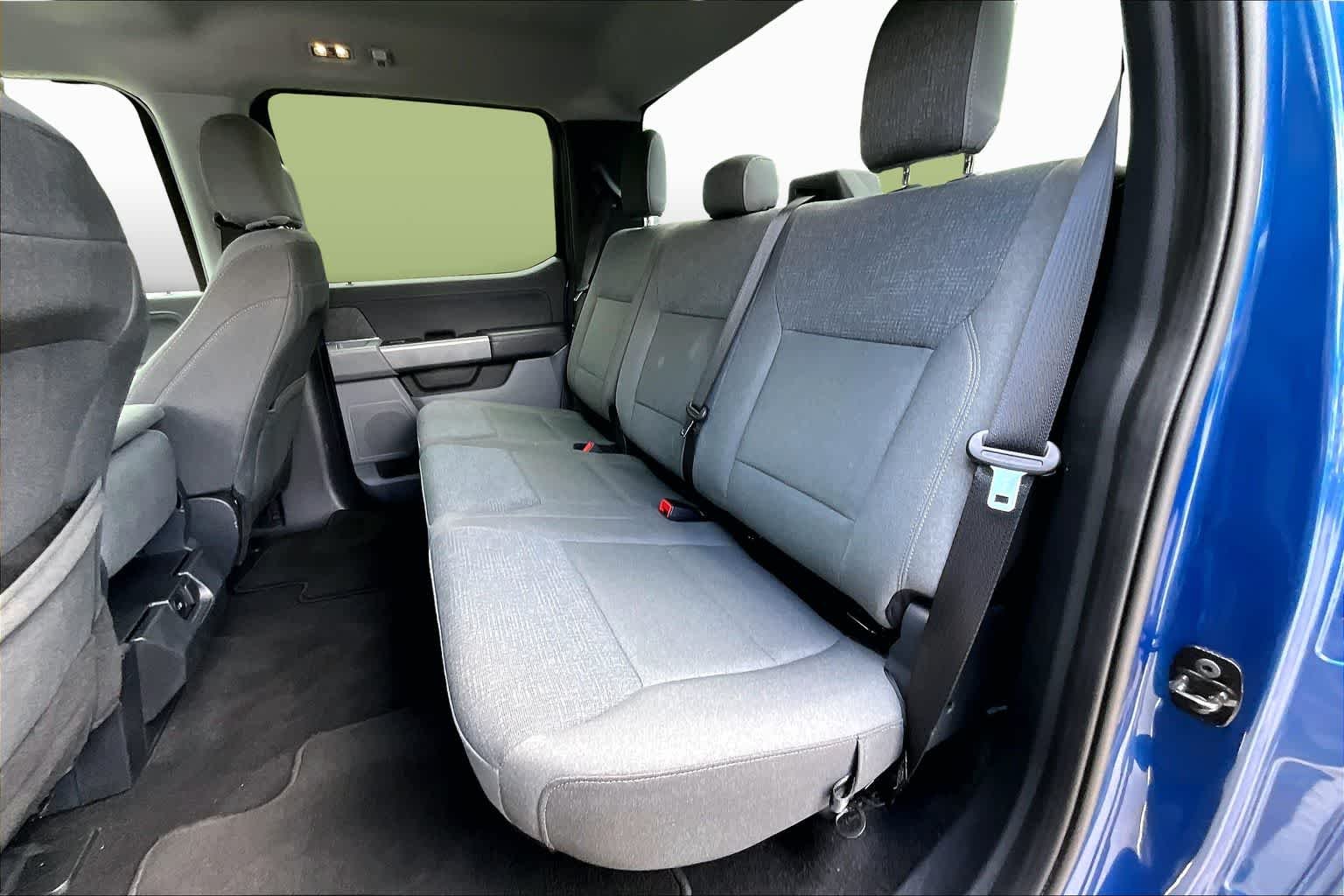 Used 2025 Atlas Blue Ford XLT image 20