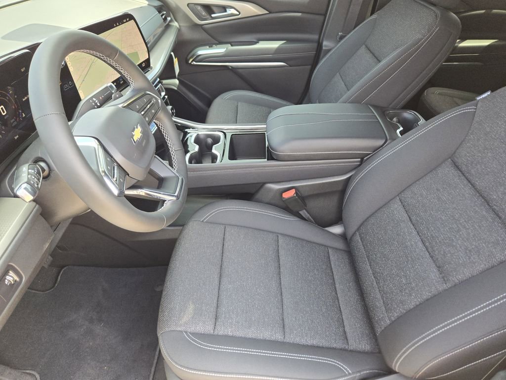 New 2026 Summit White Chevrolet LT image 5