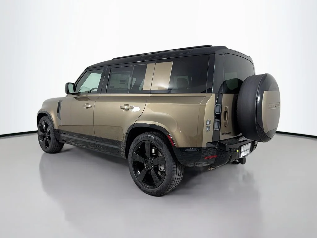 New 2026 Gondwana Stone Land Rover X-Dynamic SE image 7