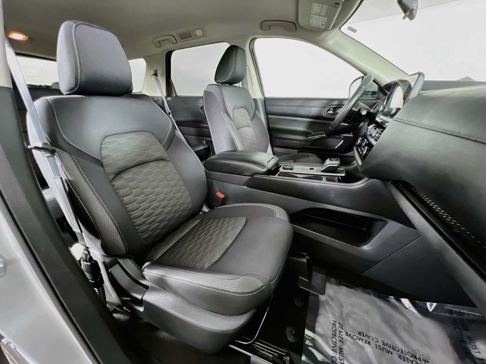 Used 2024 Brilliant Silver Metallic Nissan SV image 29