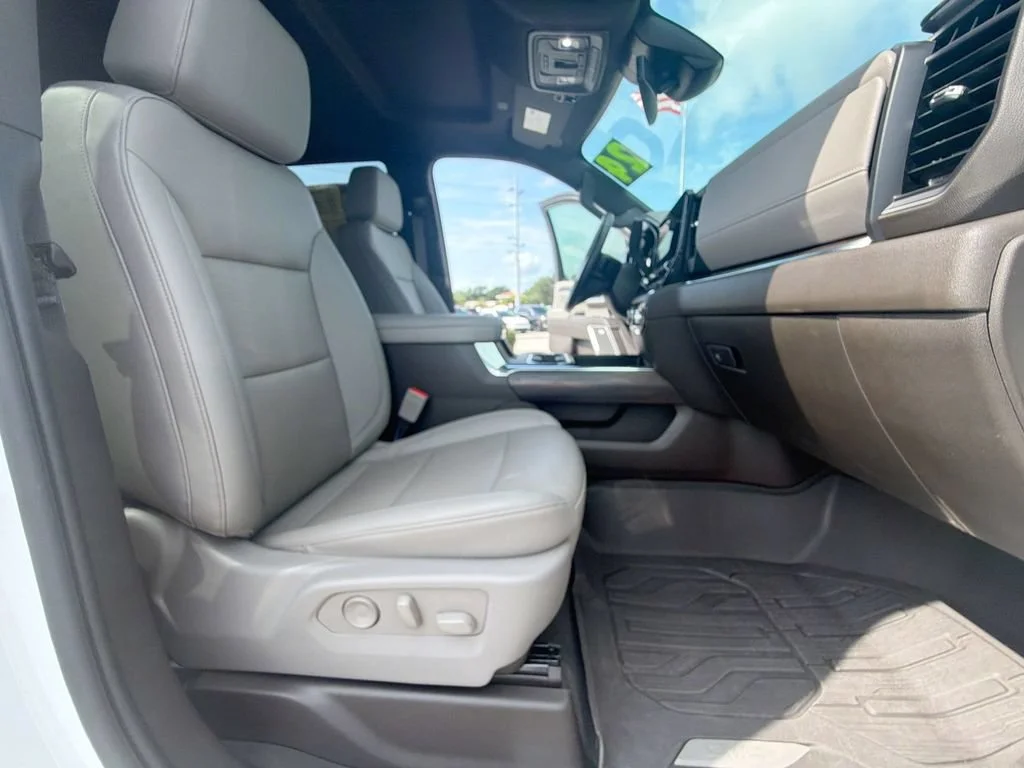 2024 GMC Sierra 2500HD SLT - Photo 13