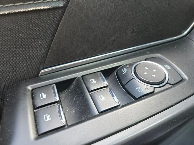 Used 2025 Black Ford XLT image 37
