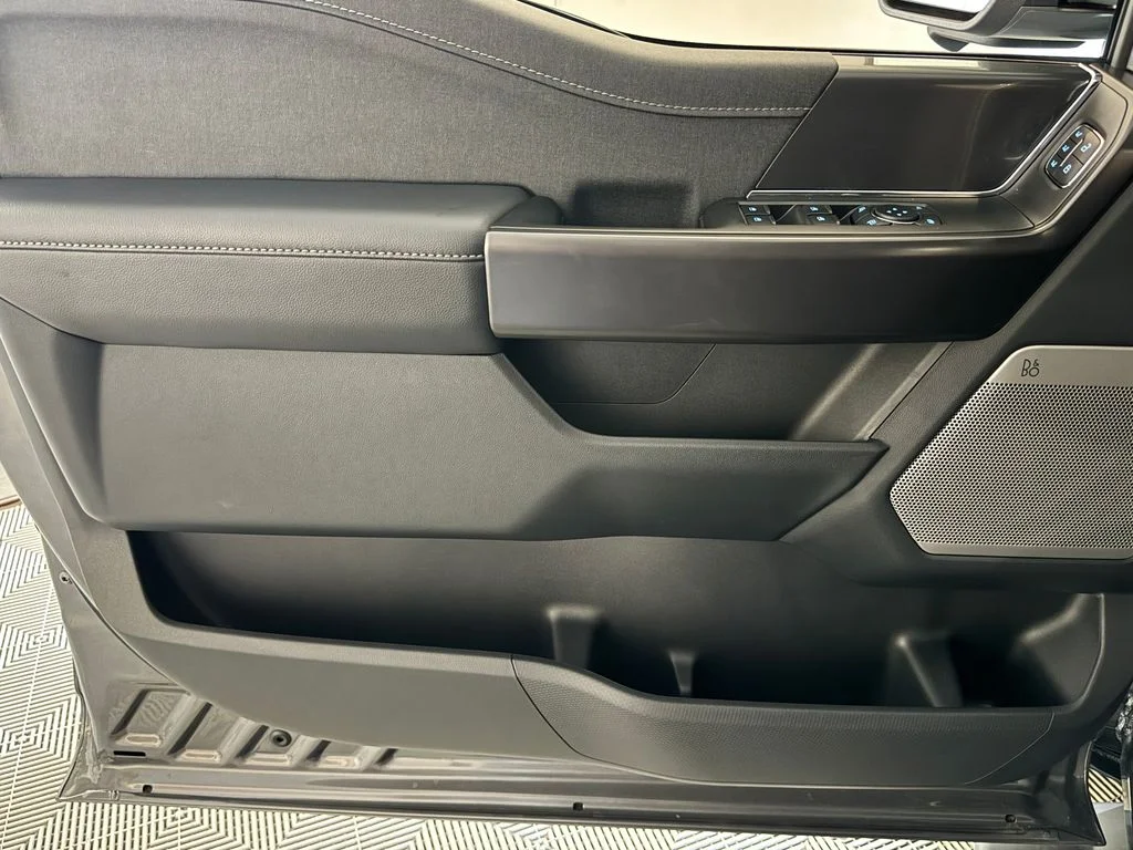 New 2026 Gray Ford Lariat image 22