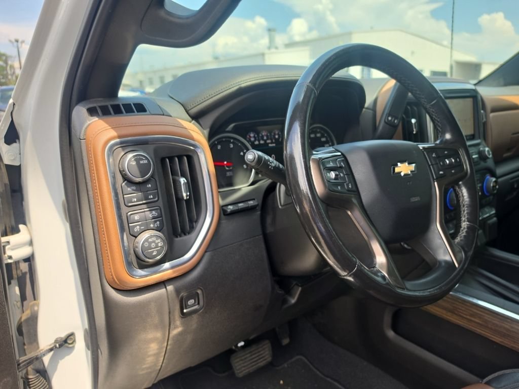 Used 2023 SUMMIT WHITE Chevrolet High Country image 19