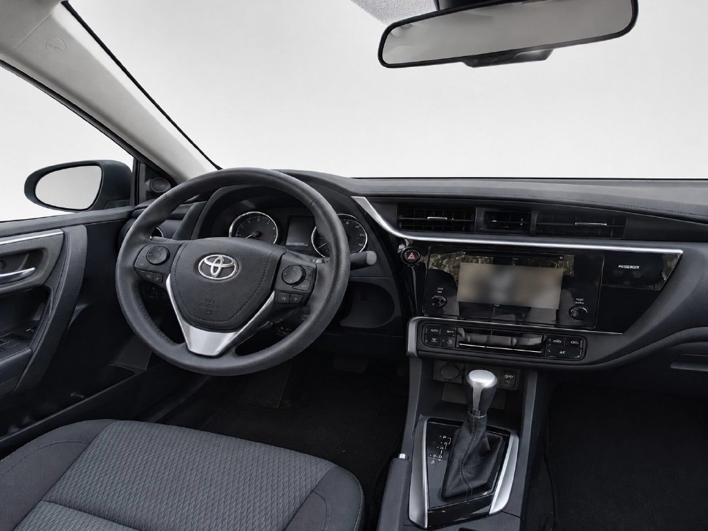 Used 2017 Silver Toyota LE image 19