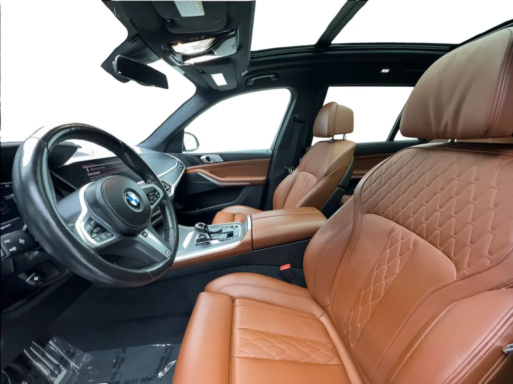 Used 2022 Green BMW xDrive40i image 21