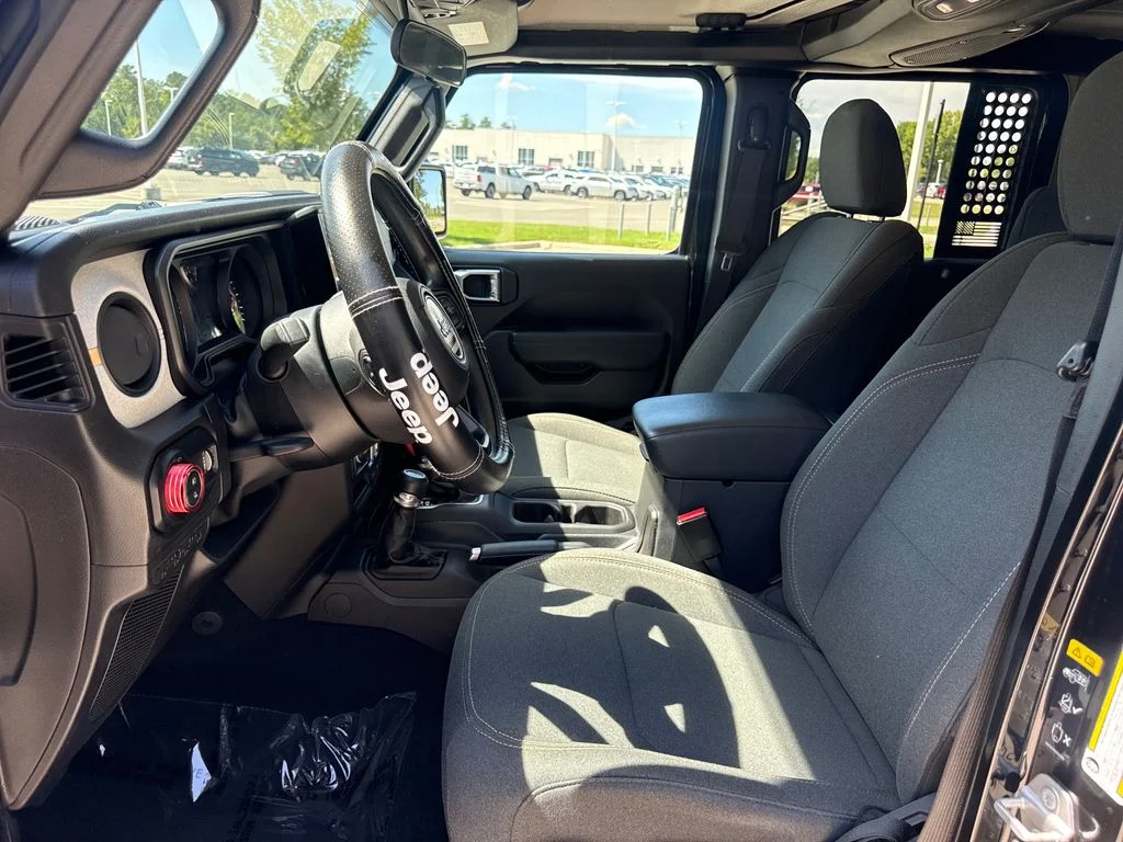 Used 2025 Black Clearcoat Jeep Nighthawk image 12