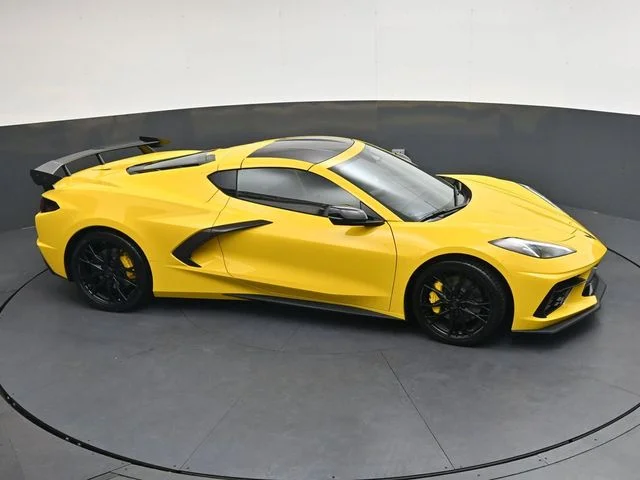 Used 2025 Yellow Chevrolet Stingray image 26