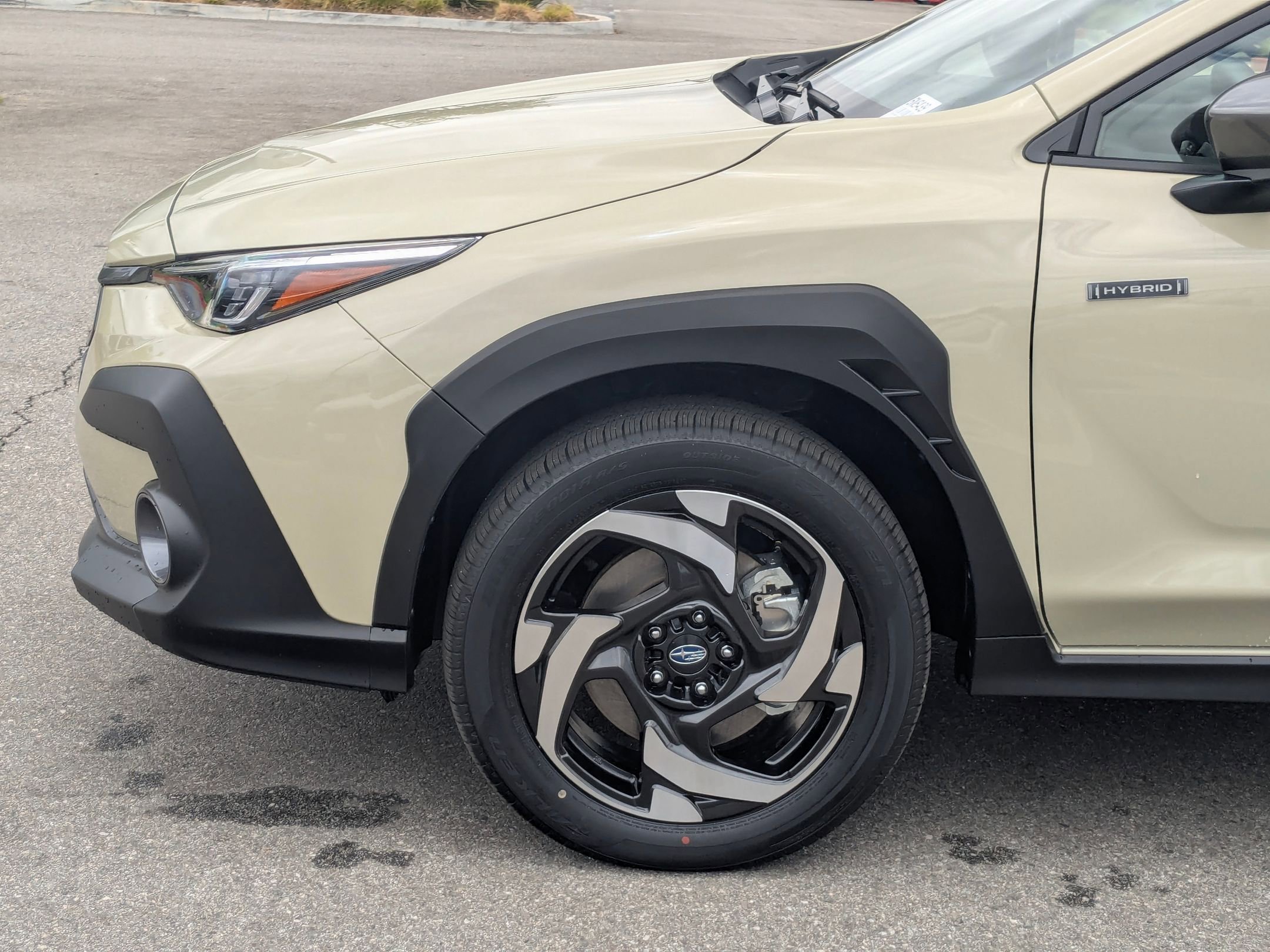 New 2026 SAND DUNE PEARL Subaru Limited Hybrid image 14