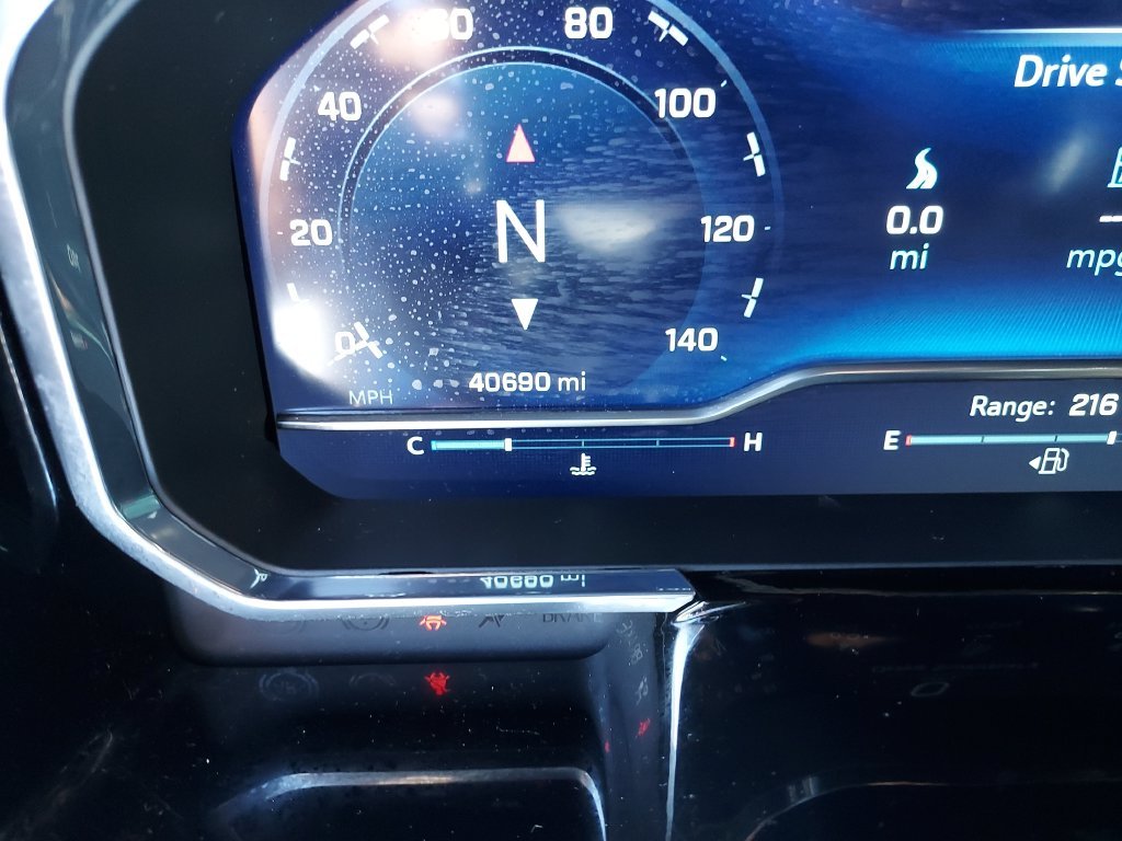 Used 2024 Beige Chevrolet High Country image 19