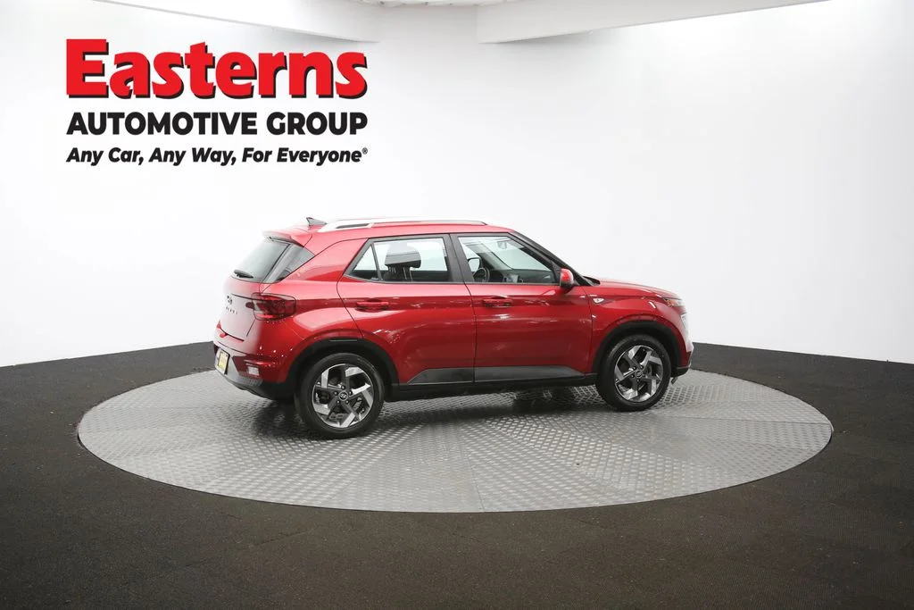 Used 2022 Red Hyundai SEL image 42