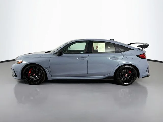 Used 2024 Gray Honda  image 4