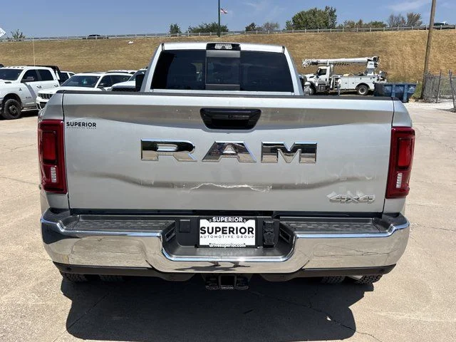 New 2026 Silver Ram Tradesman image 4