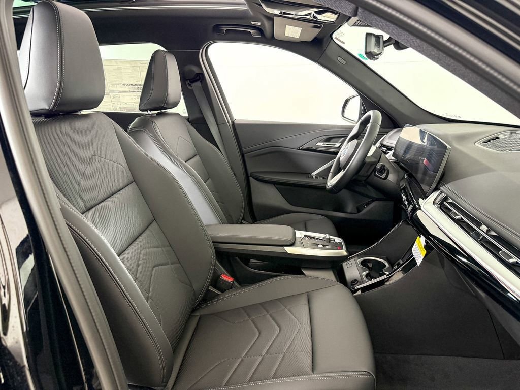 Certified Used 2025 Jet Black BMW xDrive28i image 26