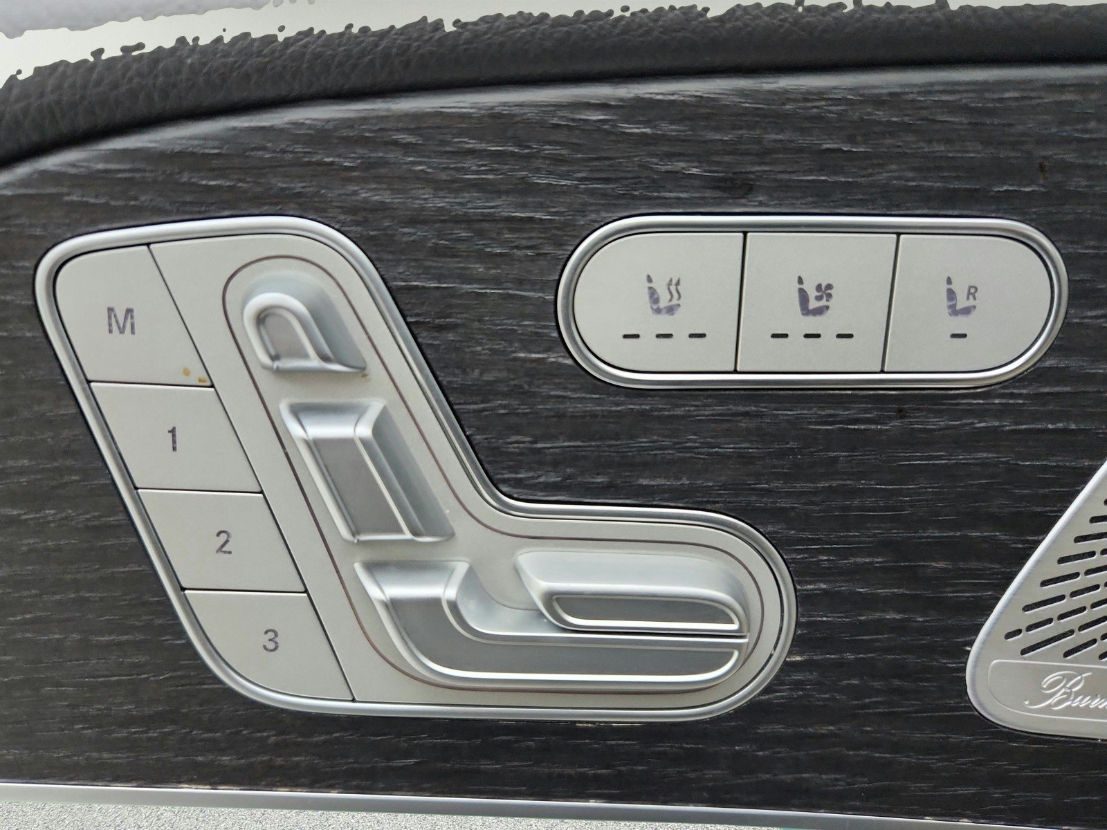 Certified Used 2020 Lunar Blue Metallic Mercedes-Benz GLS 450 image 19